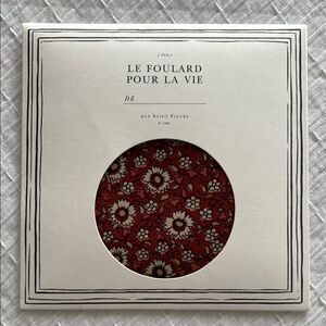 Brand New*Sezane Gaston Scarf - Vintage rosewood flowers - Solidarity Creation